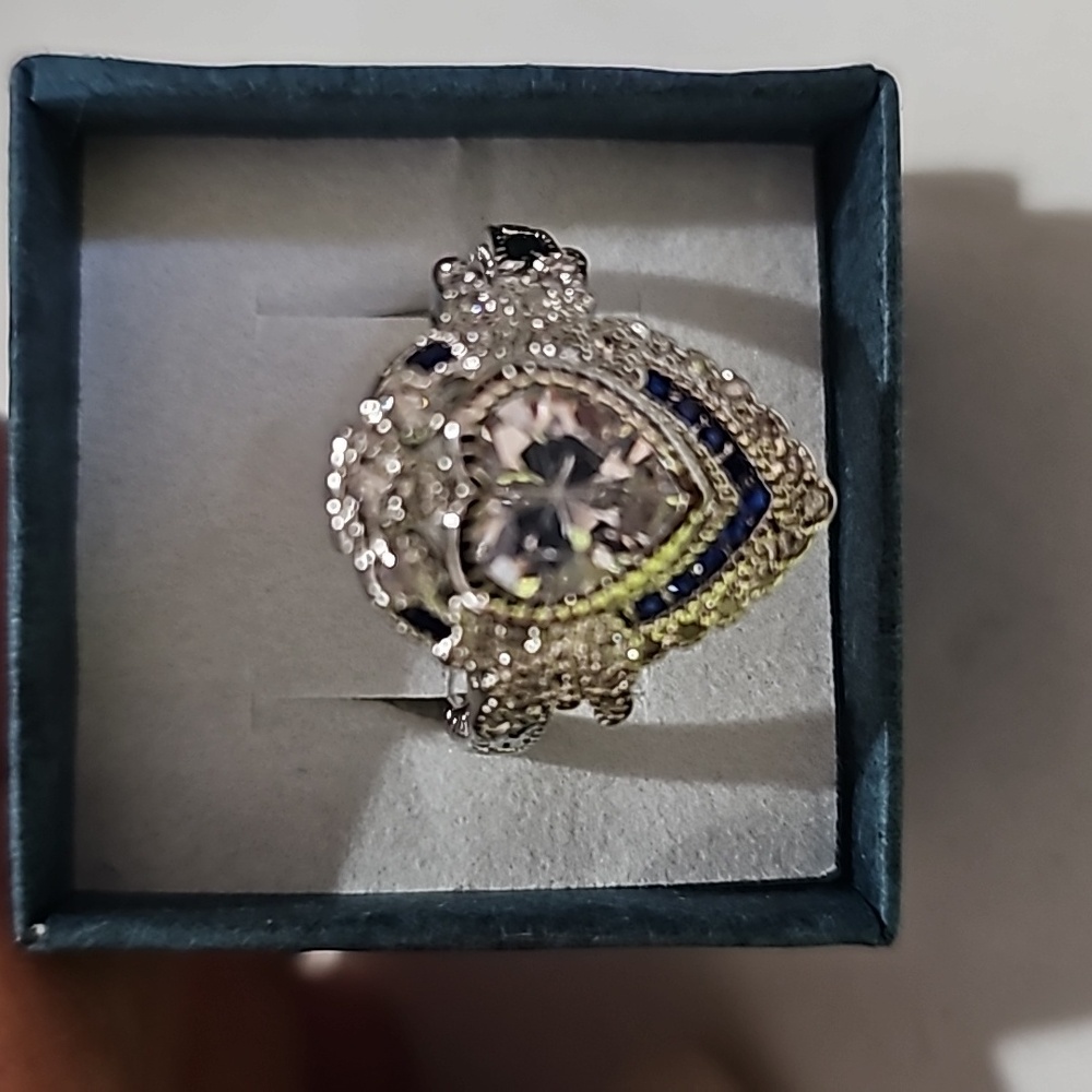 Heart Shape Sterling Siver Ring - Picture 4 of 16
